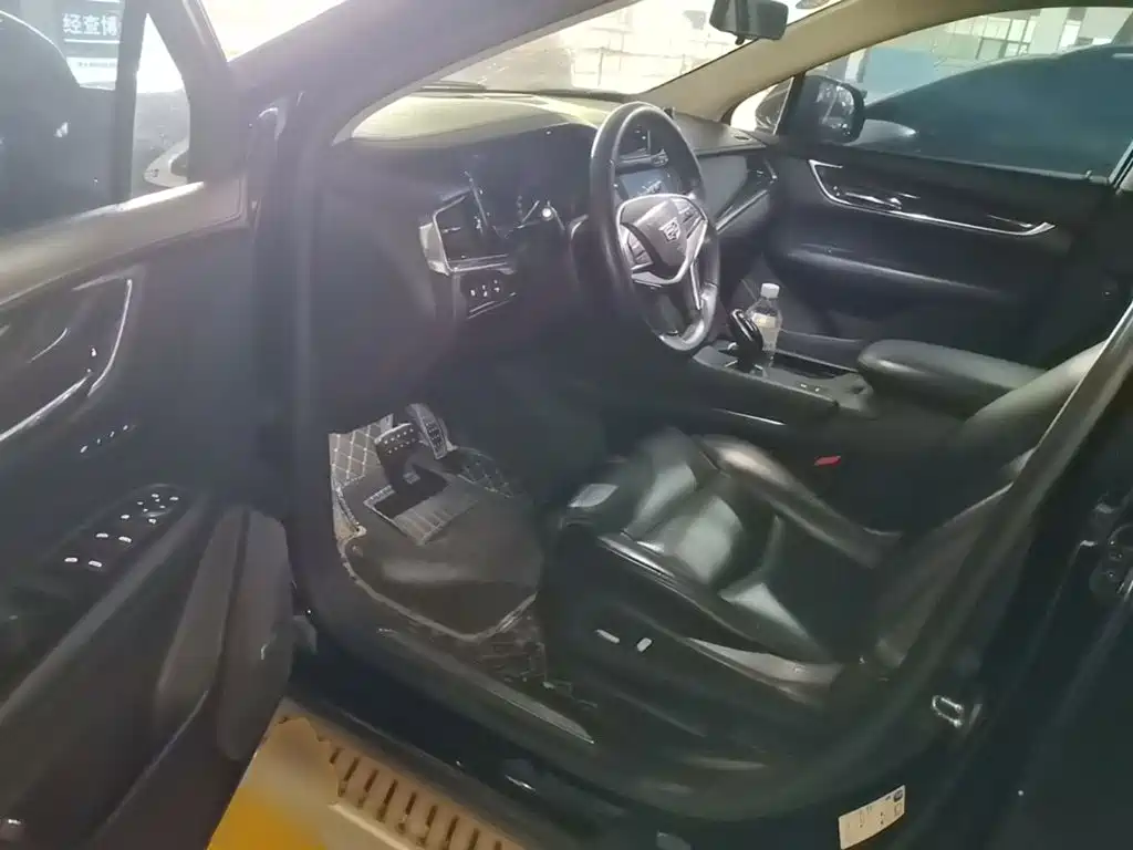 Cadillac XT5 — миниатюра 16