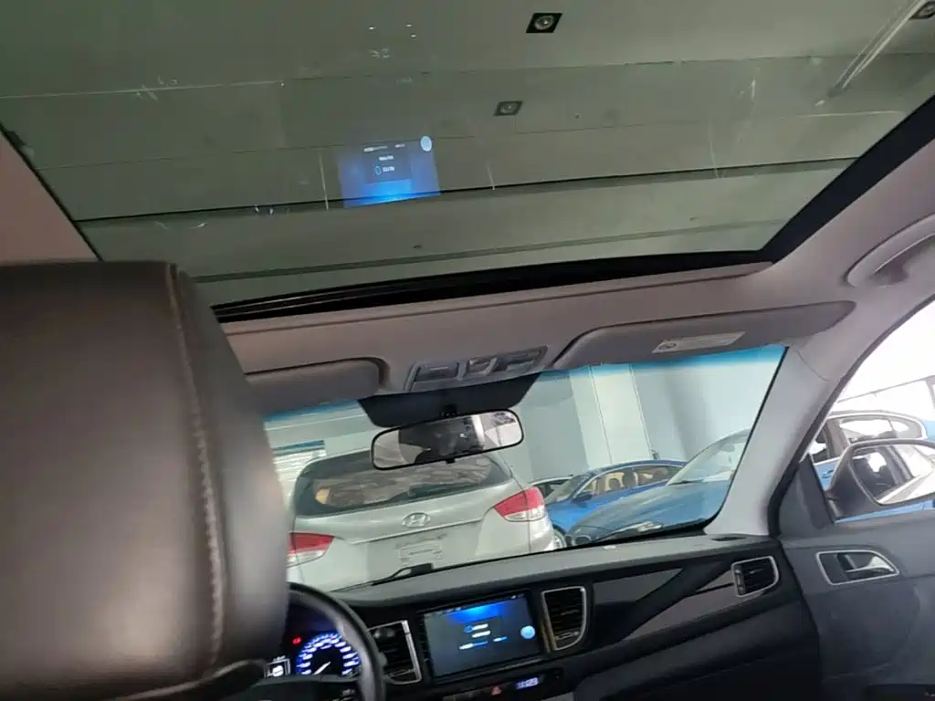 Hyundai Mistra — миниатюра 18