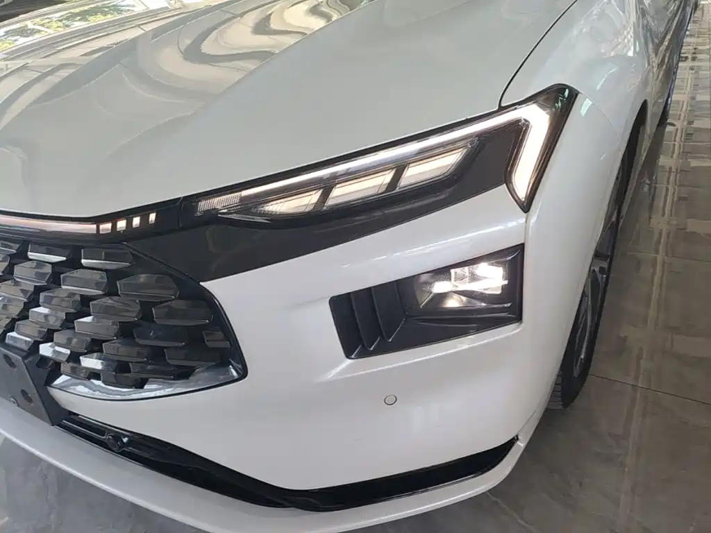 Ford Mondeo — миниатюра 24