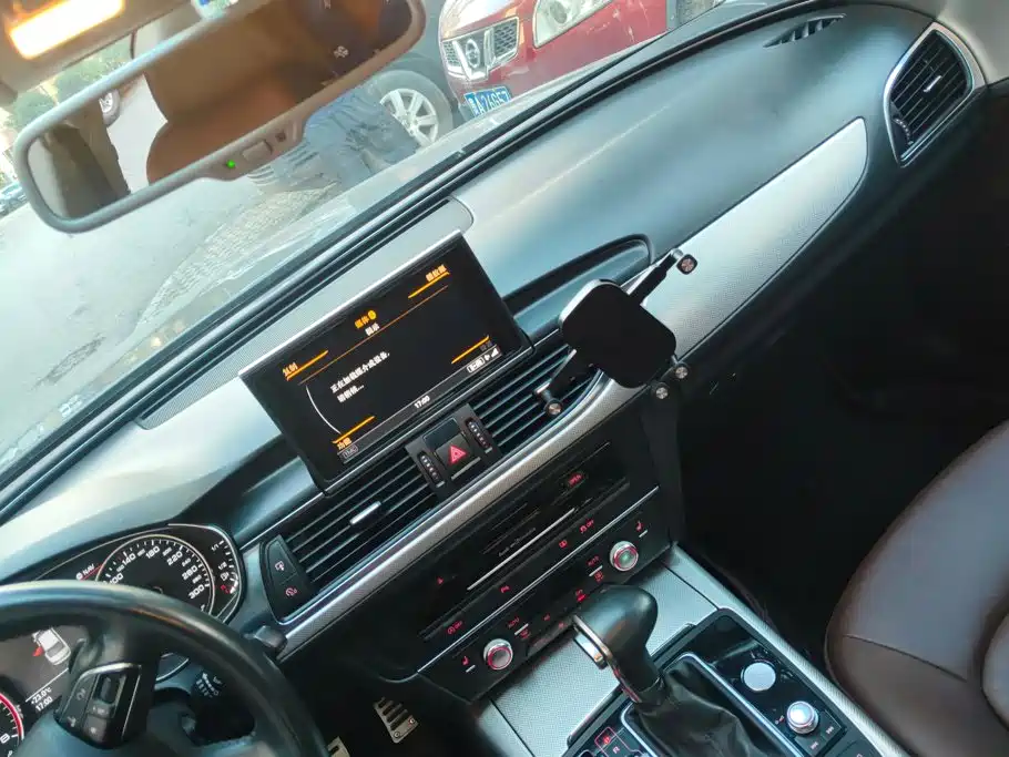 Audi A6L — миниатюра 13