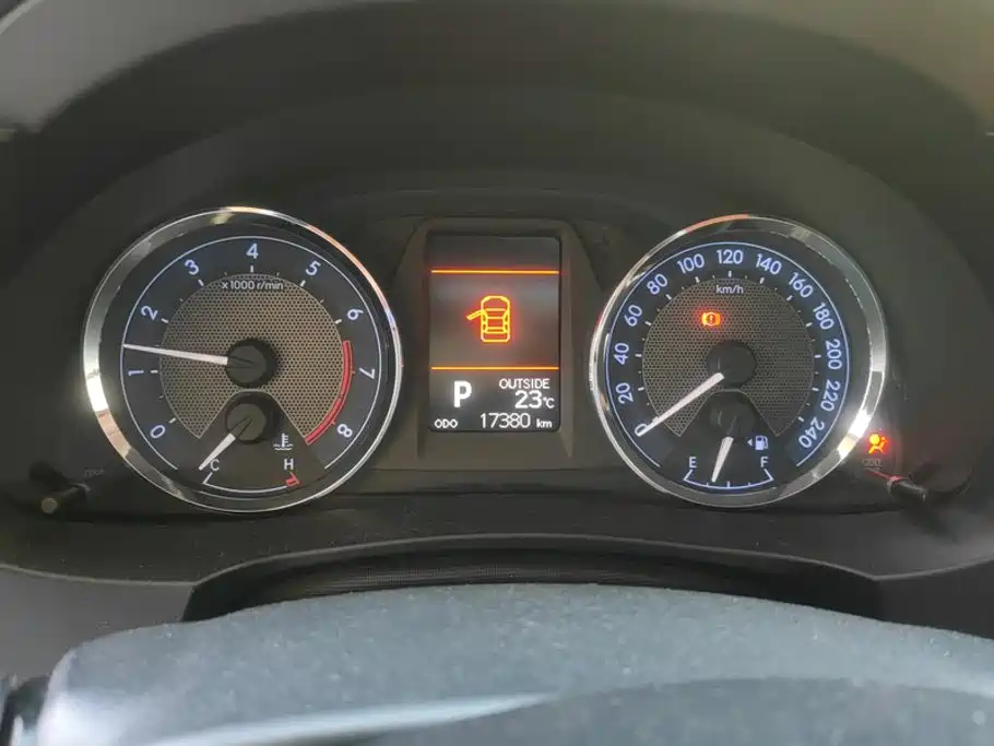 Toyota Corolla — миниатюра 14