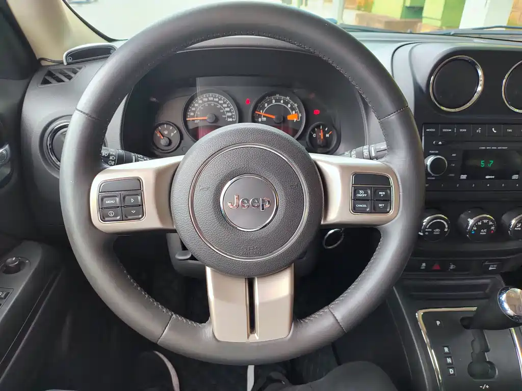 Jeep Patriot — миниатюра 11