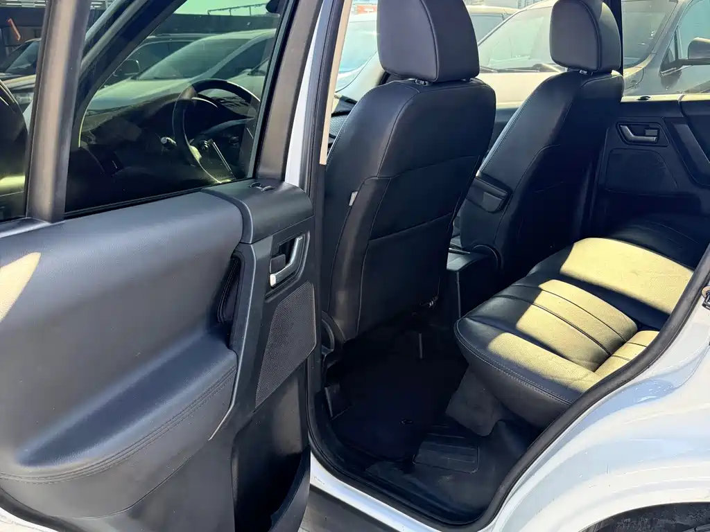 Land Rover Freelander 2 — миниатюра 10
