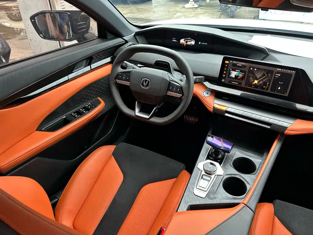 Changan UNI-V — миниатюра 14
