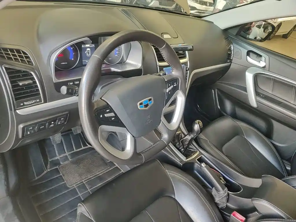 Geely Emgrand — миниатюра 11