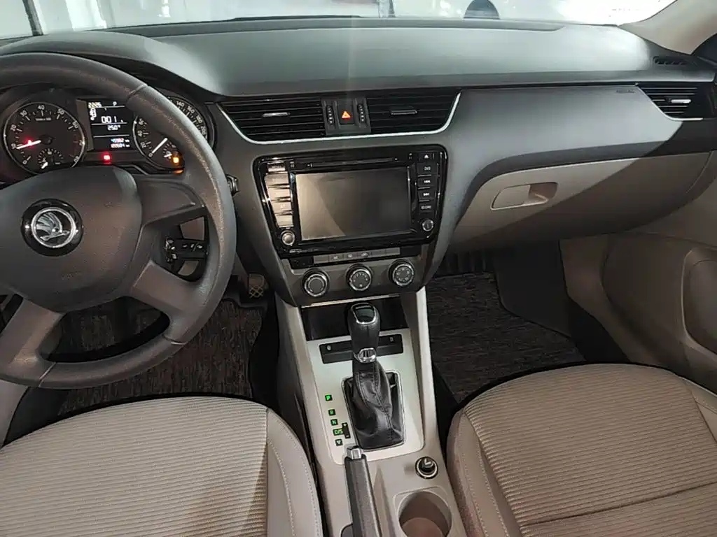 Skoda Octavia — миниатюра 14