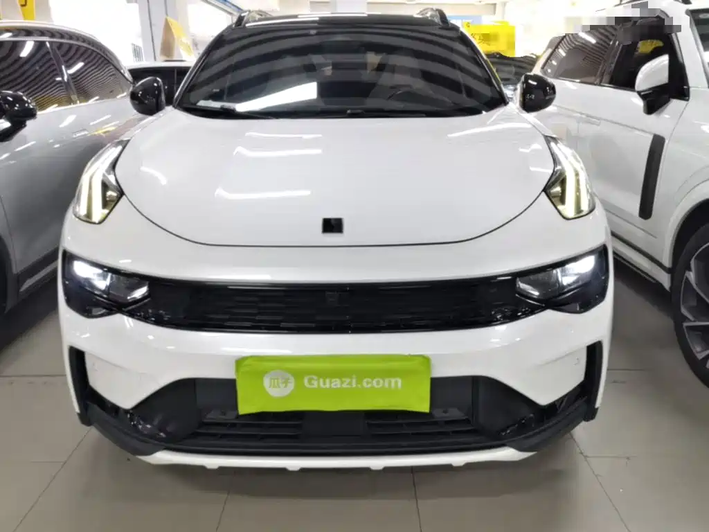 Lynk & Co 01 EM-P — миниатюра 3