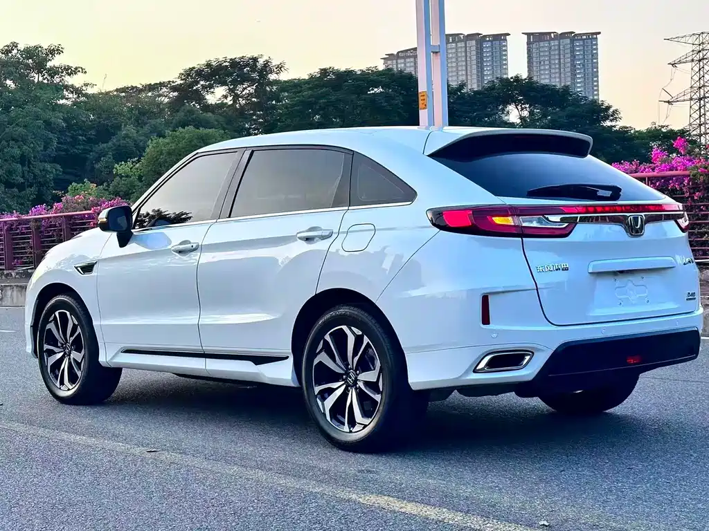 Honda UR-V — миниатюра 5