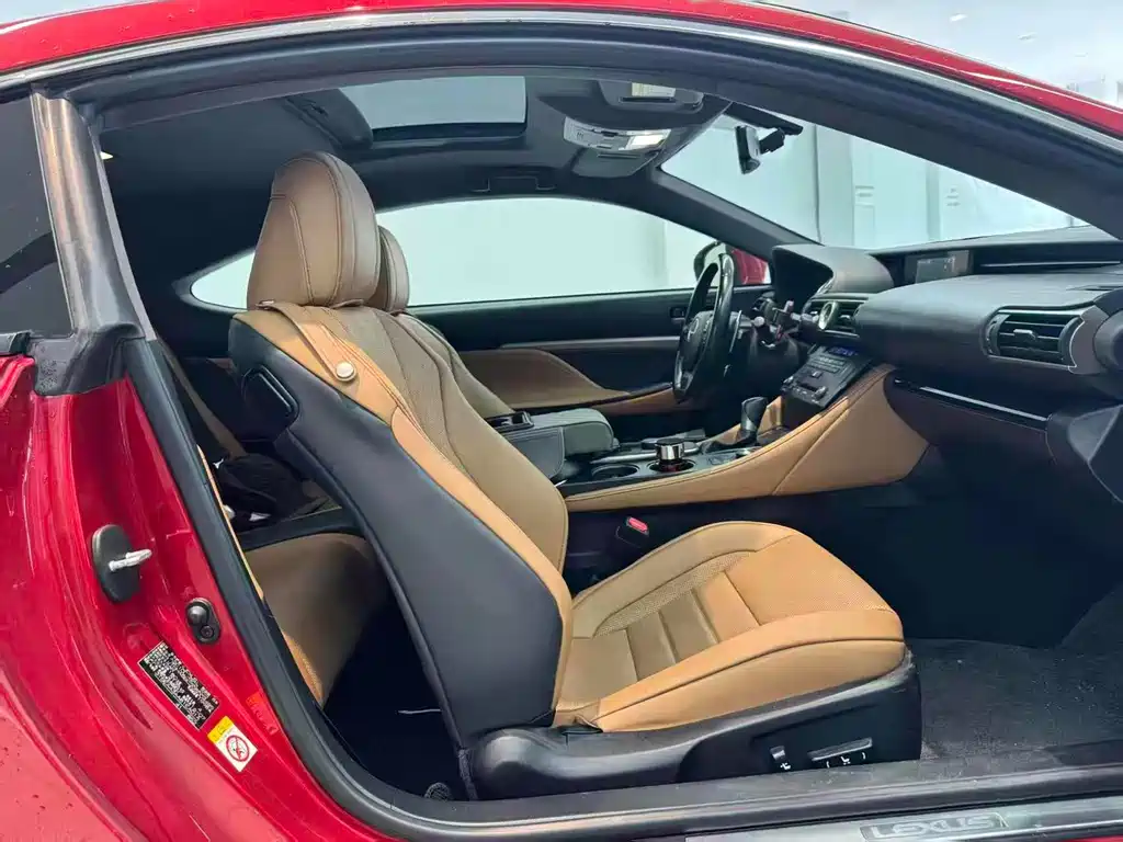 Lexus RC — миниатюра 6