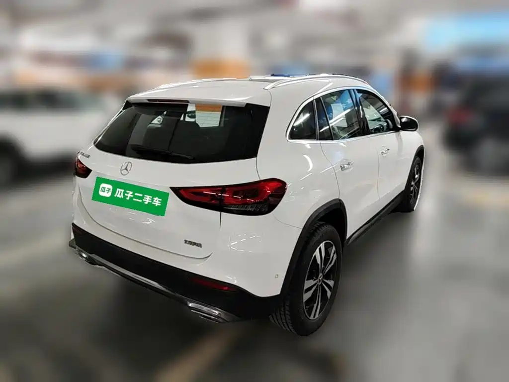 Mercedes-Benz GLA — миниатюра 10