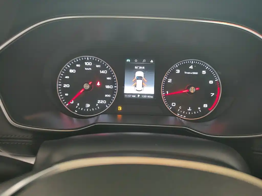 Roewe RX3 — миниатюра 12