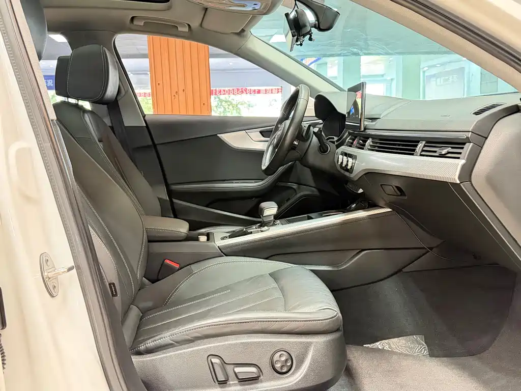 Audi A4L — миниатюра 11