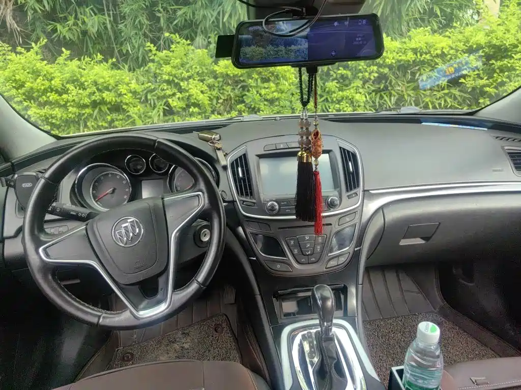 Buick Regal — миниатюра 13