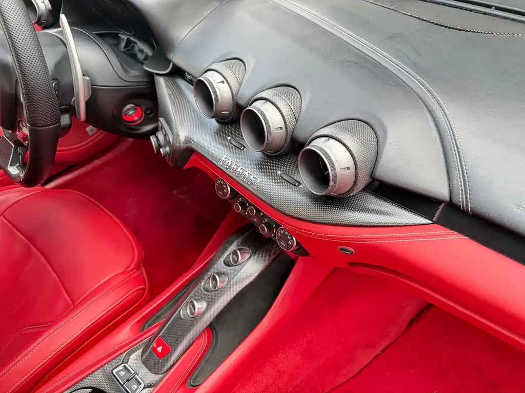 Ferrari F12berlinetta — миниатюра 20