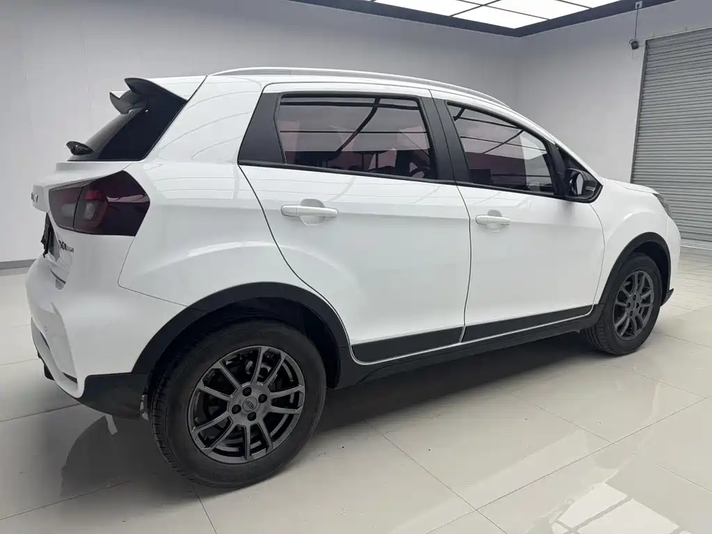 Geely Vision X3 — миниатюра 3