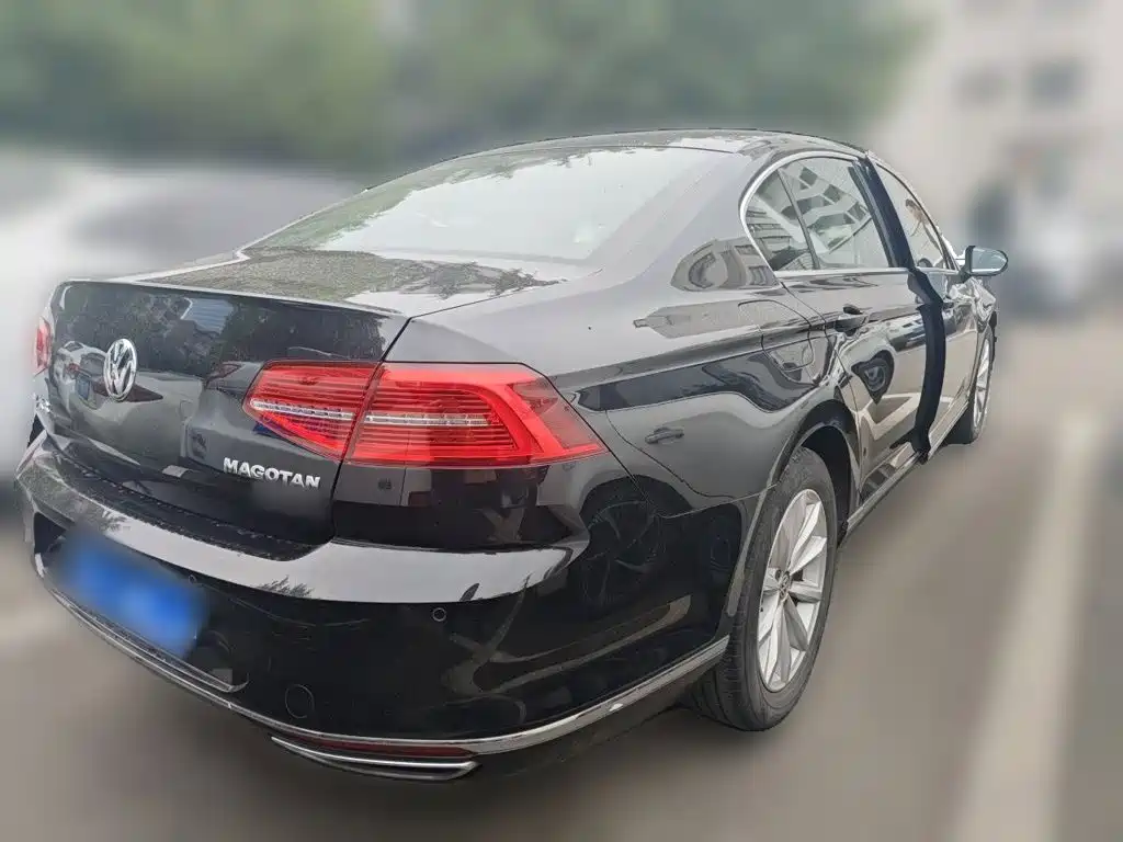 Volkswagen Magotan — миниатюра 4