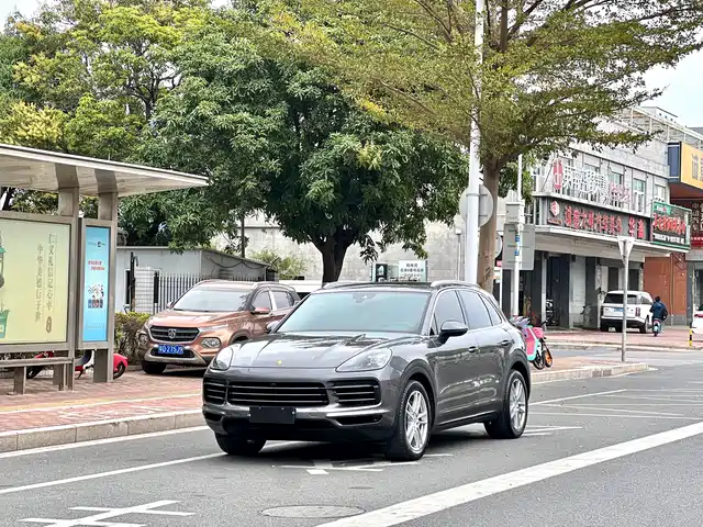 porsche cayenne