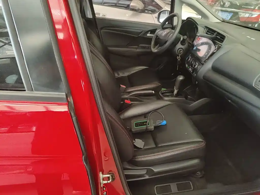 Honda Fit — миниатюра 25