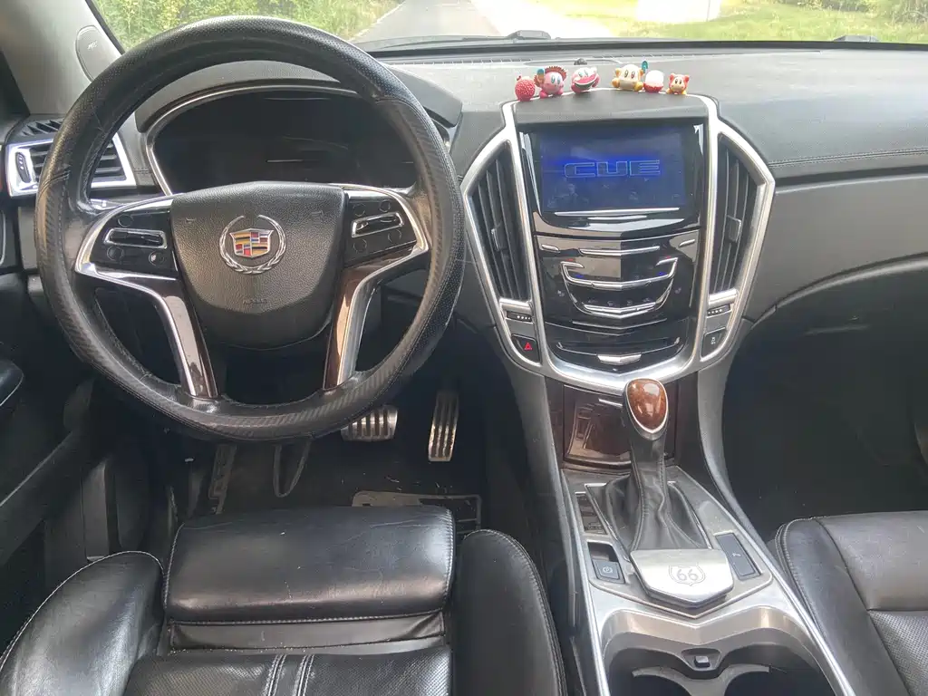 Cadillac SRX — миниатюра 9