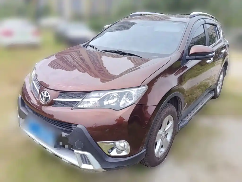 Toyota RAV4 — миниатюра 3