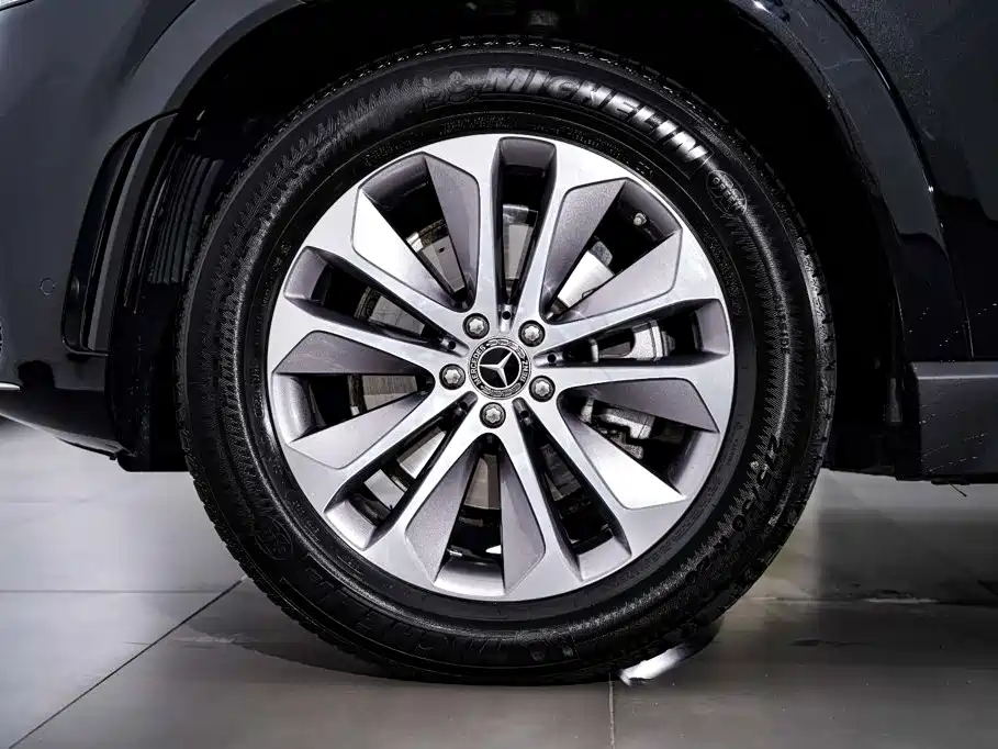 Mercedes-Benz GLE (Import) — миниатюра 12