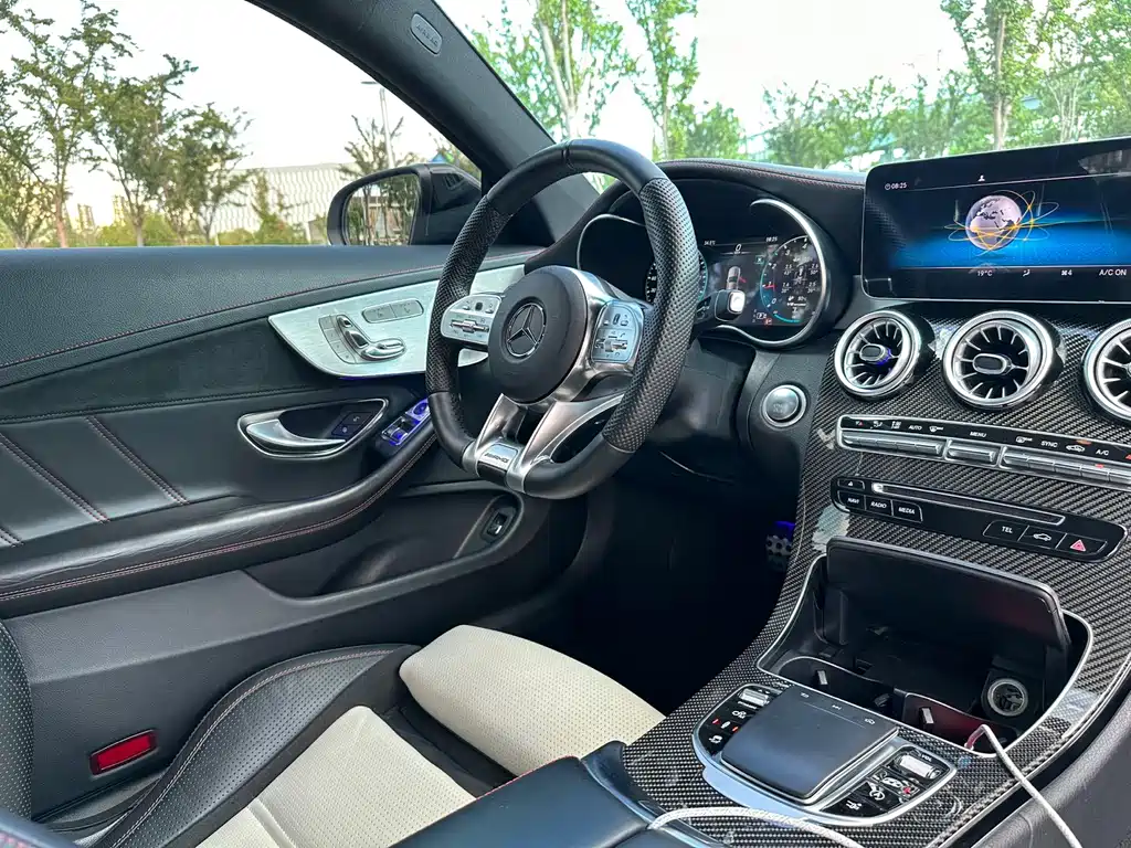 Mercedes-Benz C-Class AMG — миниатюра 10