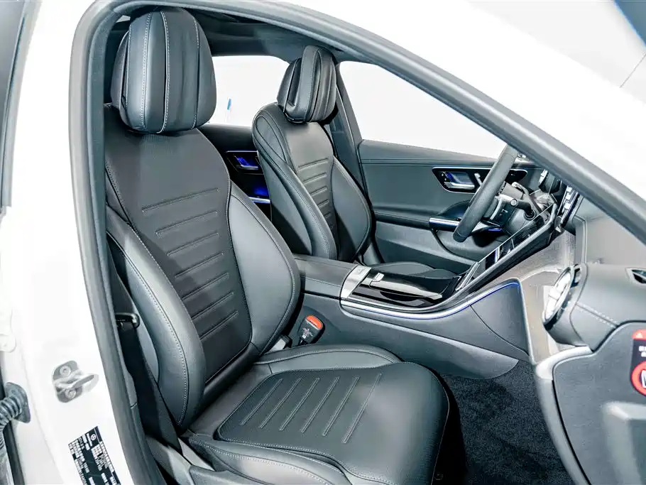Mercedes-Benz C-Class — миниатюра 18