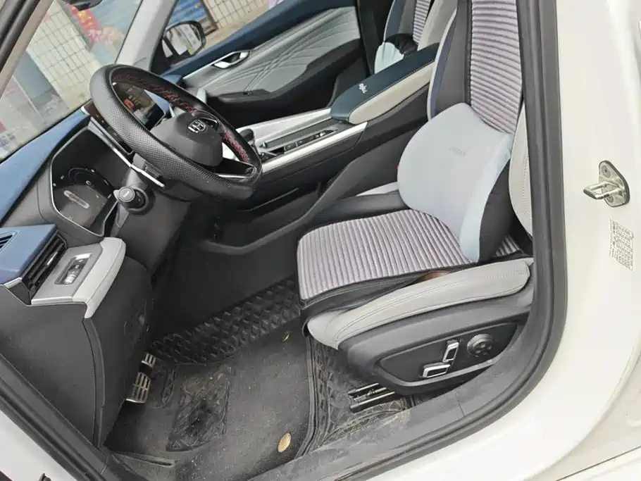 Geely Xingrui — миниатюра 9