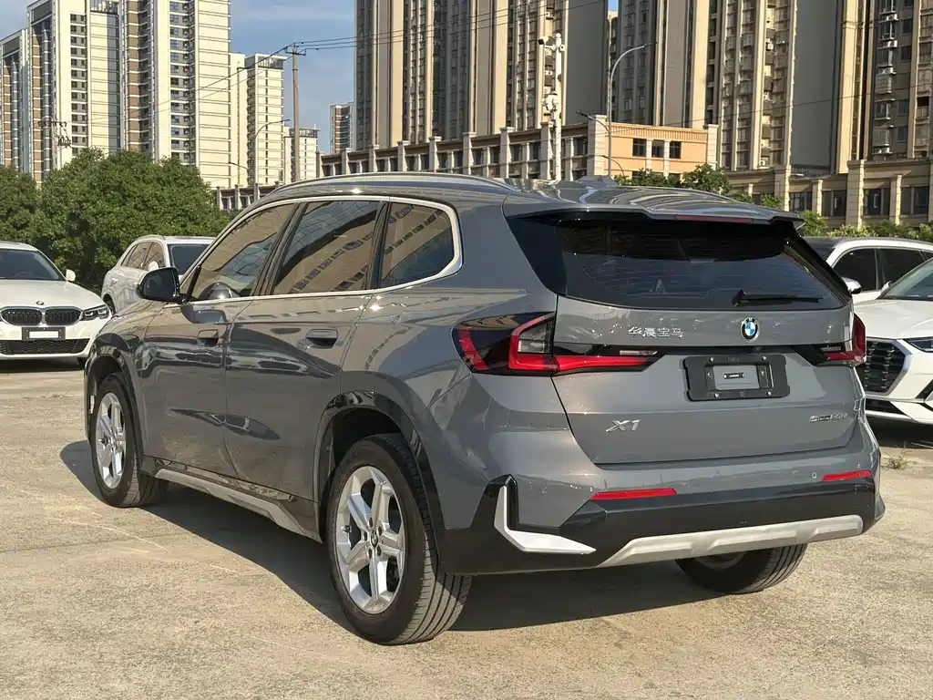 BMW X1 — миниатюра 7