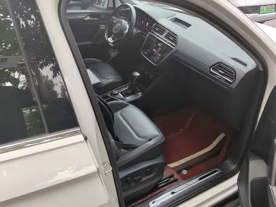 Volkswagen Tiguan L — миниатюра 8