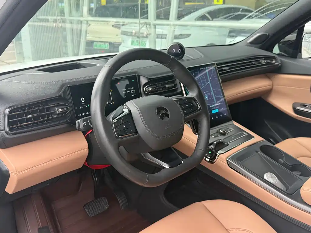 NIO ES6 — миниатюра 4