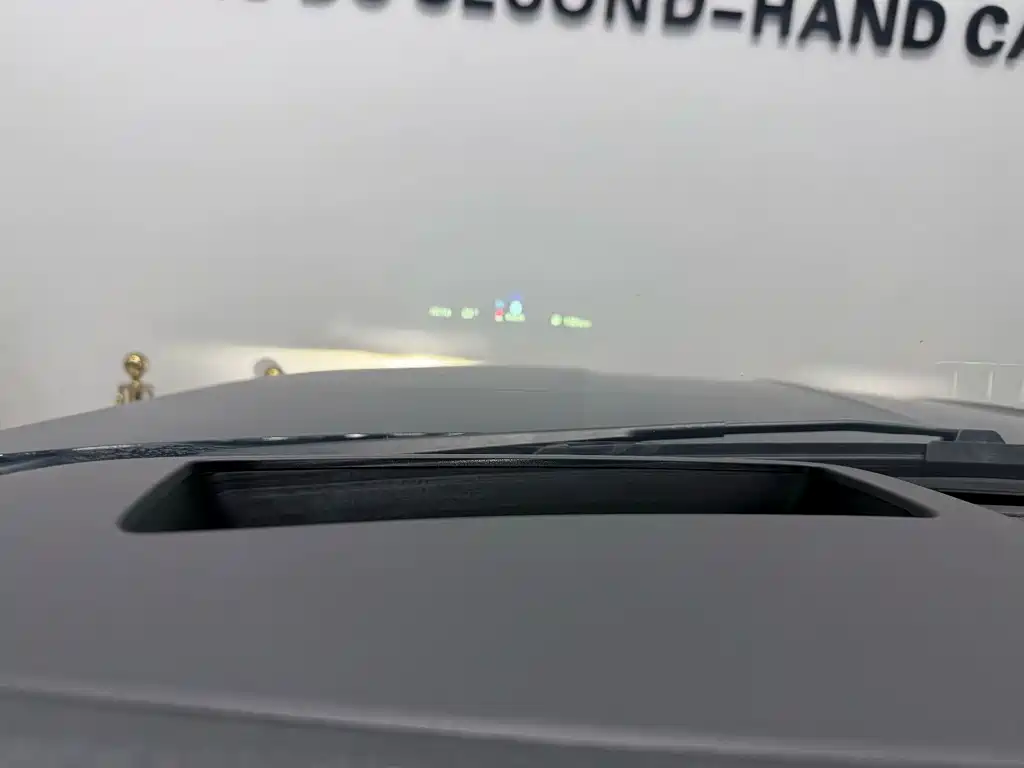 Lincoln Navigator — миниатюра 14