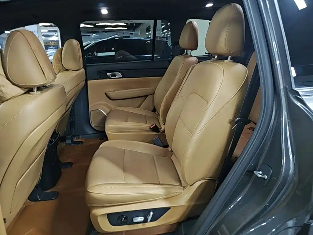 Li Auto Li ONE — миниатюра 17