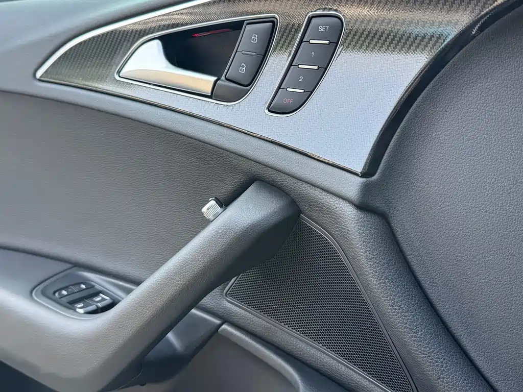 Audi A6 (Import) — миниатюра 11