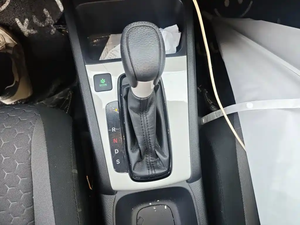 Honda Fit — миниатюра 10