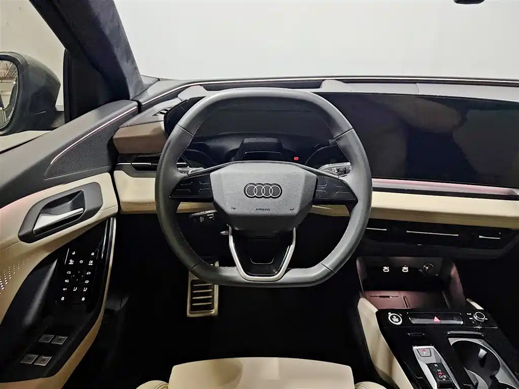 Audi Q6L e-tron — миниатюра 11