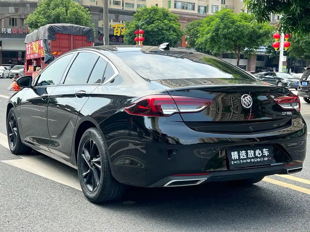 Buick Regal — миниатюра 6