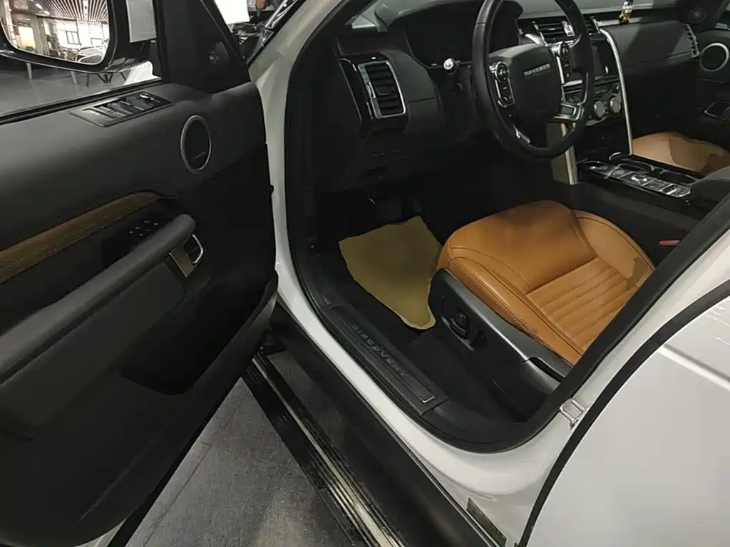 Land Rover Discovery — миниатюра 16