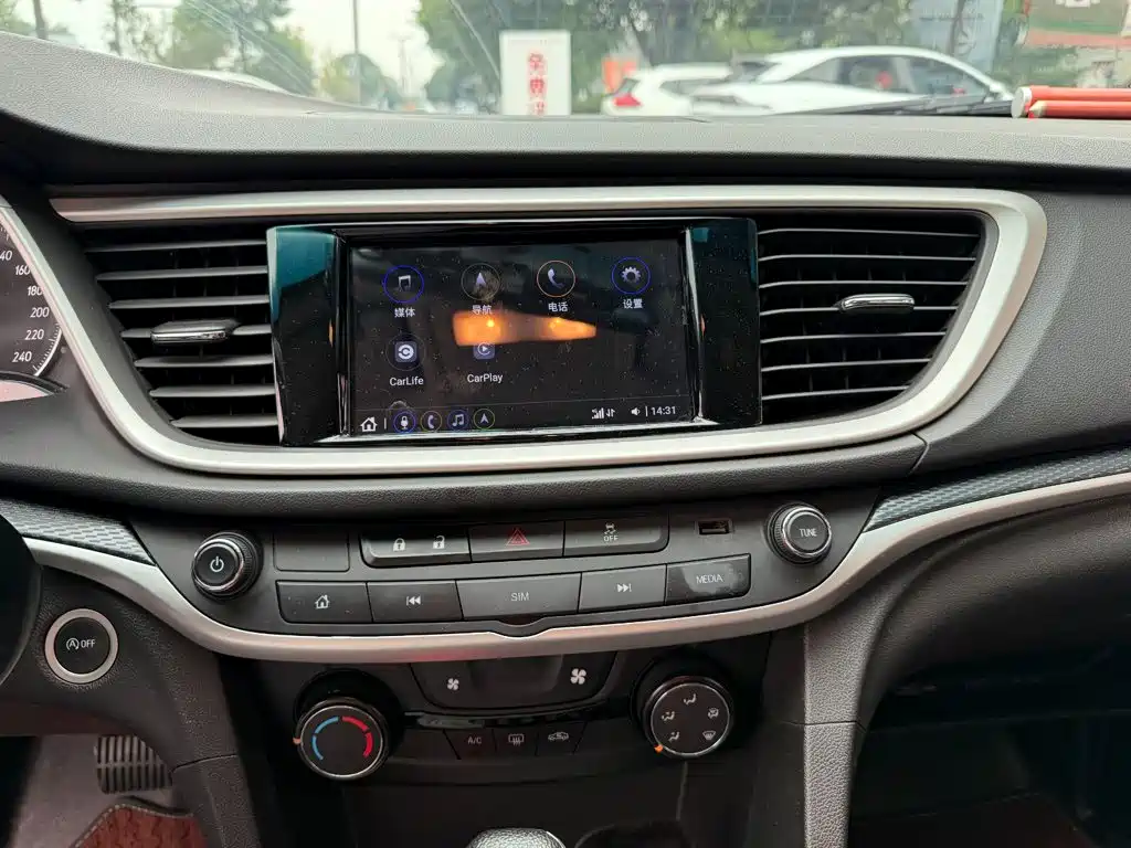 Buick Excelle — миниатюра 10