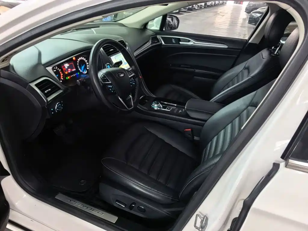 Ford Mondeo — миниатюра 15