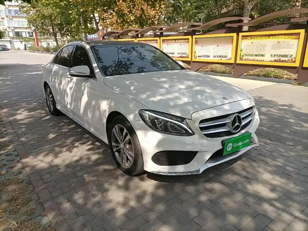 Mercedes-Benz C-Class — миниатюра 4