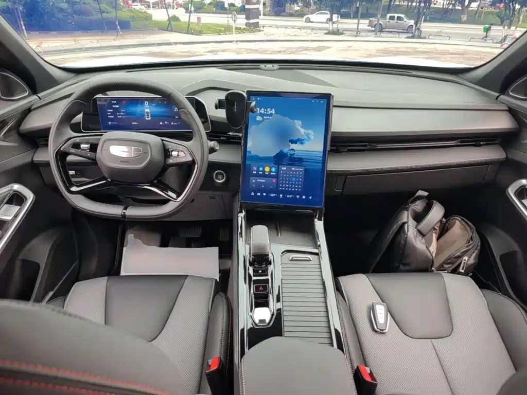 Geely Boyue — миниатюра 10