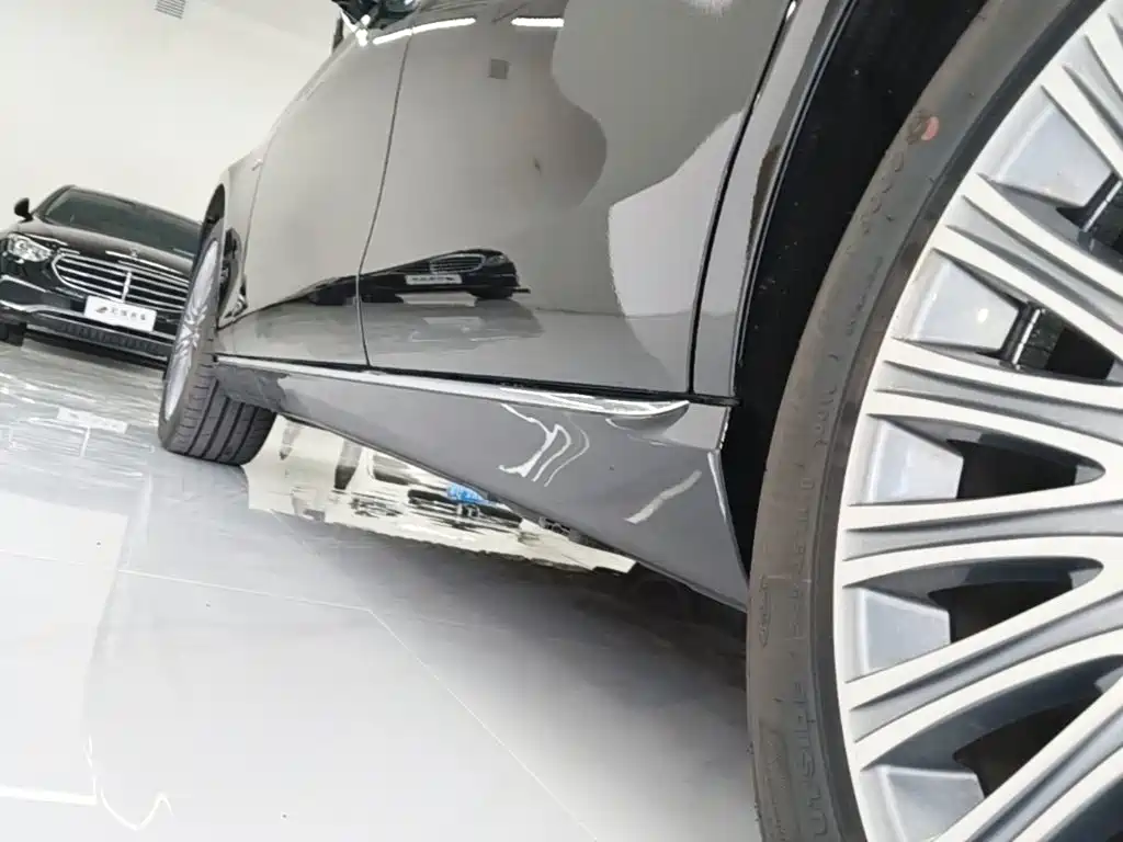 Mercedes-Benz E-Class — миниатюра 22