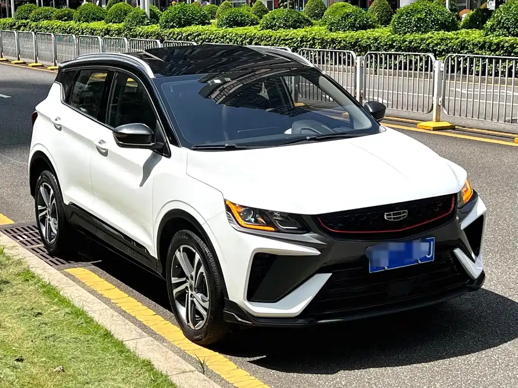 Geely Binyue — миниатюра 3
