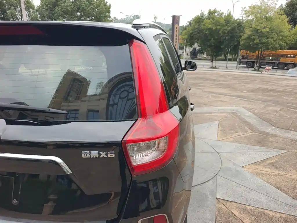 Geely Vision X6 — миниатюра 8
