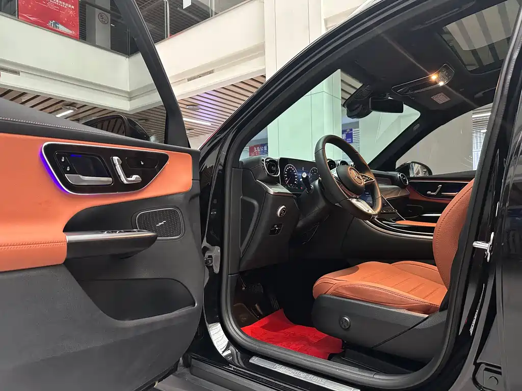 Mercedes-Benz GLC — миниатюра 8