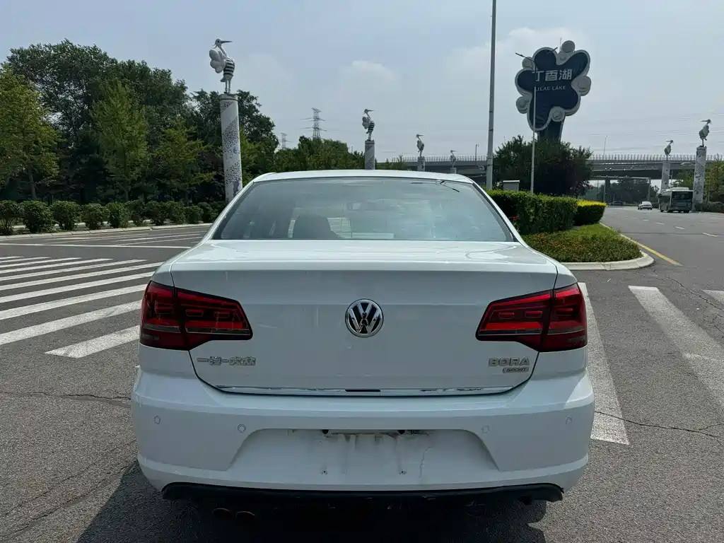 Volkswagen Bora — миниатюра 9