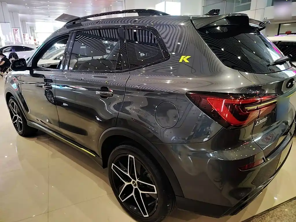 Roewe RX5 — миниатюра 5