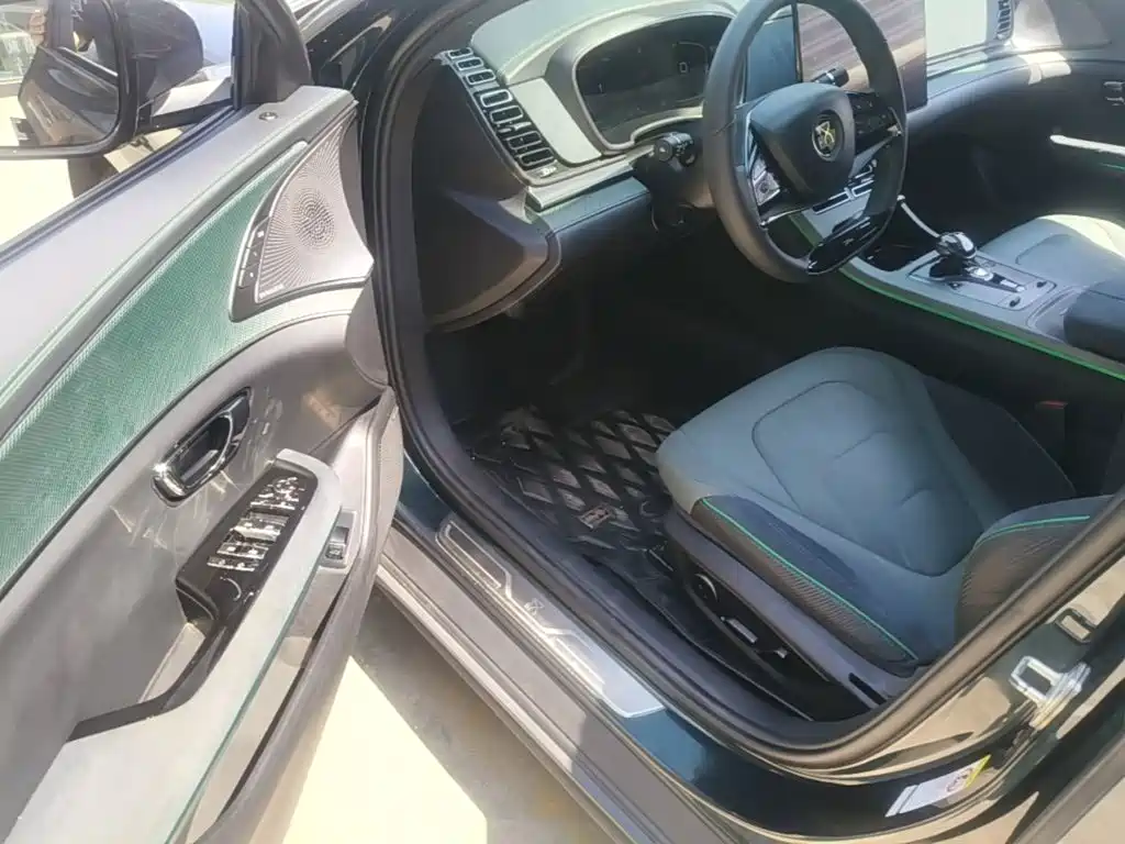 BYD Han — миниатюра 16