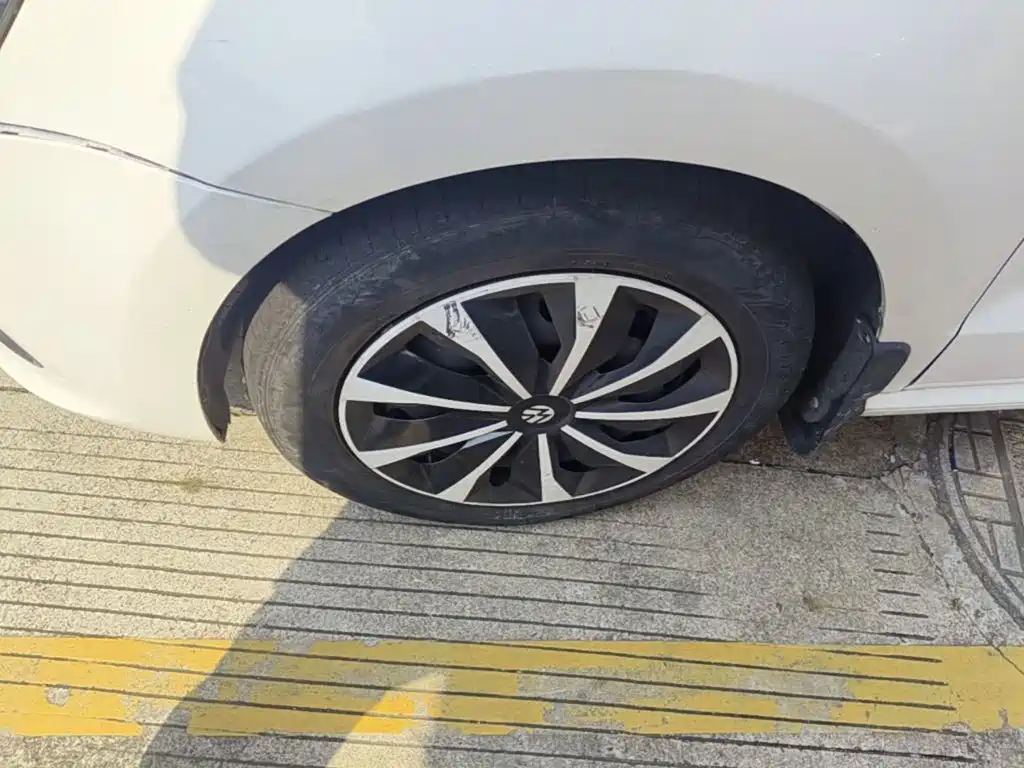 Volkswagen Polo — миниатюра 23